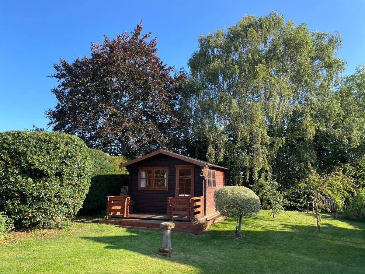 3 Bed Bungalow In Winchcombe, Cotswolds,Gloucester Eksteriør billede