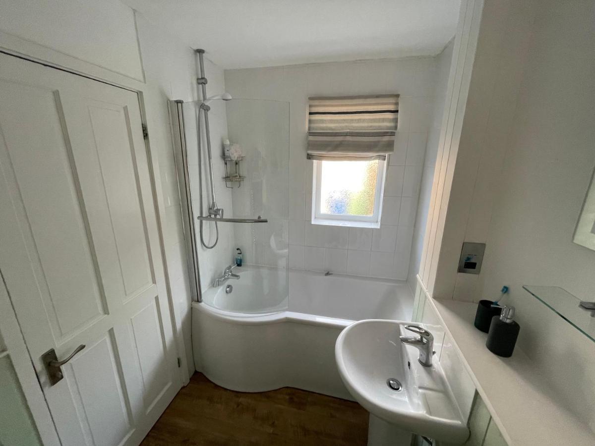 3 Bed Bungalow In Winchcombe, Cotswolds,Gloucester Eksteriør billede