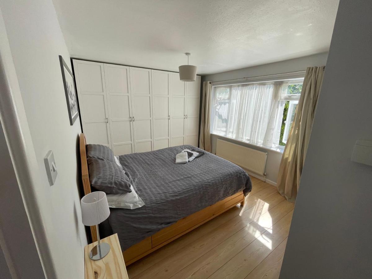 3 Bed Bungalow In Winchcombe, Cotswolds,Gloucester Eksteriør billede